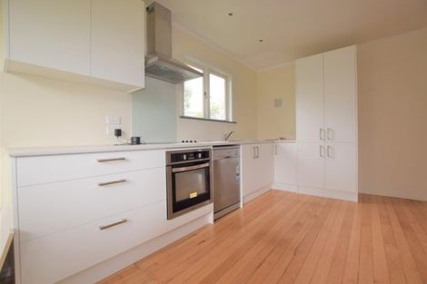 Photo of property in 62 Sherwood Avenue, Te Atatu South, Auckland, 0610