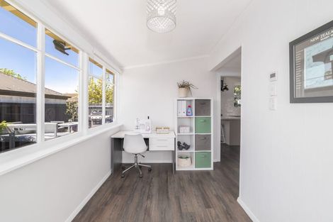 Photo of property in 74 Selwyn Street, Somerfield, Christchurch, 8024