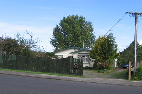 Photo of property in 162 Rathgar Road, Henderson, Auckland, 0610