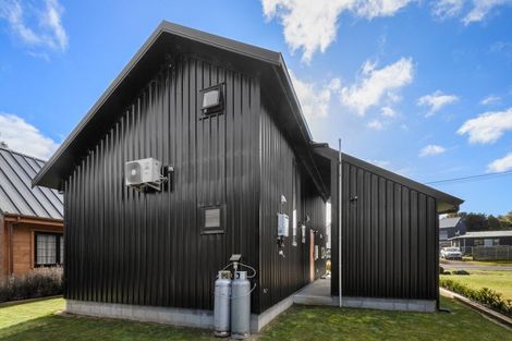 Photo of property in 4 Lee Street, Ohakune, 4625