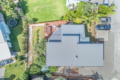 Photo of property in 90 Shakespear Road, Army Bay, Whangaparaoa, 0930