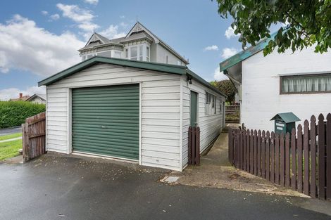 Photo of property in 349 South Road, Caversham, Dunedin, 9012