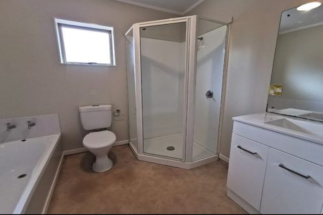 Photo of property in 256 Royal Road, Massey, Auckland, 0614