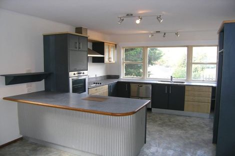 Photo of property in 182 George Street, Stokes Valley, Lower Hutt, 5019