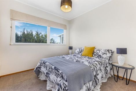 Photo of property in 9 Ellesmere Crescent, Pakuranga Heights, Auckland, 2010