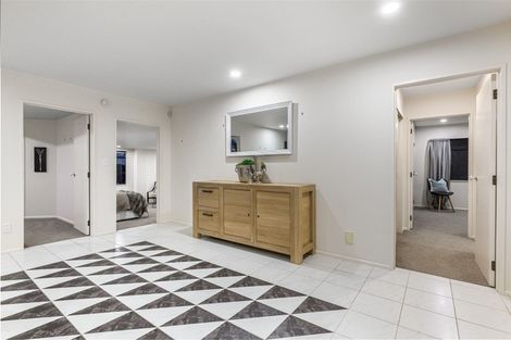 Photo of property in 26 Marellen Drive, Red Beach, 0932