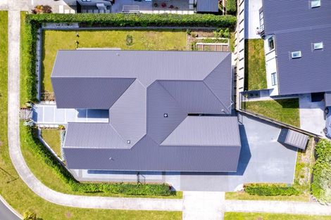 Photo of property in 12 Kotare Drive, Waiwhakaiho, New Plymouth, 4312