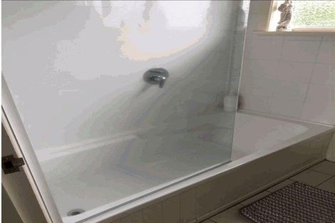 Photo of property in 43 Wharf Road, Te Atatu Peninsula, Auckland, 0610