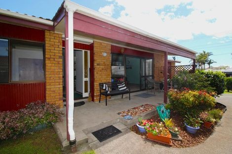 Photo of property in 158 Sturges Road, Henderson, Auckland, 0612
