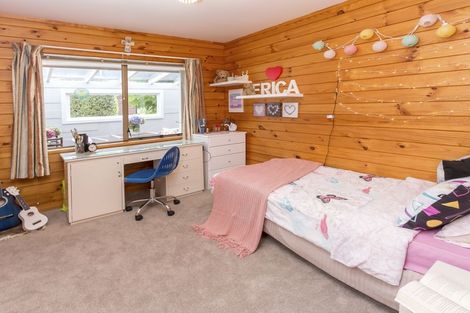 Photo of property in 2/96 Gosford Drive, Botany Downs, Auckland, 2010