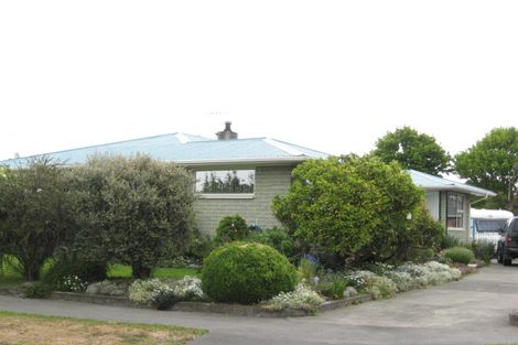 Photo of property in 43 Dunster Street, Burnside, Christchurch, 8053