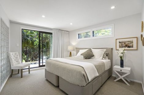 Photo of property in 2/236 Beach Road, Campbells Bay, Auckland, 0630