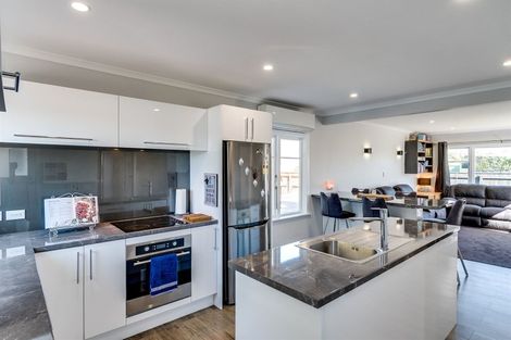 Photo of property in 47 Clarence Cox Crescent, Pirimai, Napier, 4112