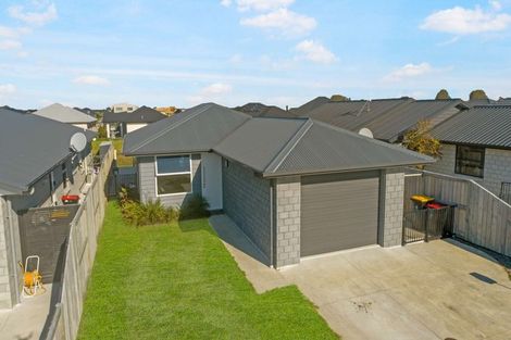 Photo of property in 79 Te Kio Crescent, Papamoa Beach, Papamoa, 3118