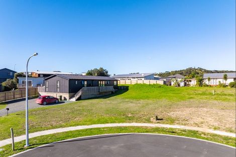 Photo of property in 46 Marram Place, Mangawhai Heads, Mangawhai, 0505