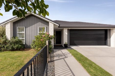 Photo of property in 6 Lakeside Terrace, Omokoroa, 3114