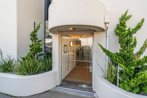 Photo of property in 6/308 Oriental Parade, Oriental Bay, Wellington, 6011