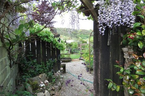 Photo of property in 43 Dick Street, Reefton, 7830