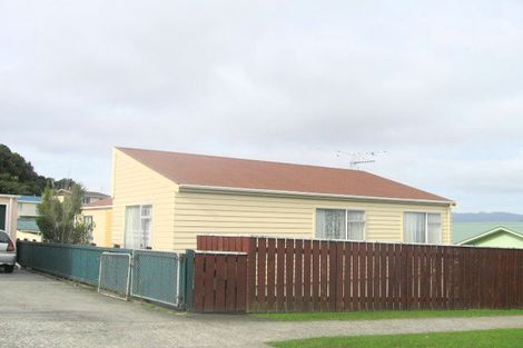 Photo of property in 212 Dowse Drive, Maungaraki, Lower Hutt, 5010