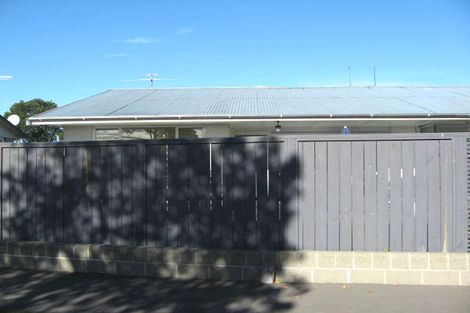 Photo of property in 1/7 Chislehurst Place, Bryndwr, Christchurch, 8052