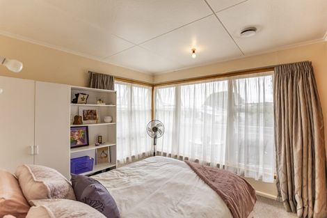 Photo of property in 16 Rose Street, Waipawa, 4210