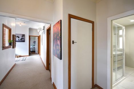 Photo of property in 10 Irvine Road, The Cove, Dunedin, 9077