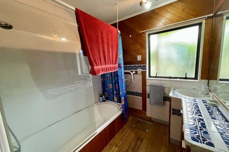 Photo of property in 2/40a Woodglen Road, Glen Eden, Auckland, 0602