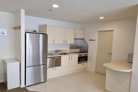 Photo of property in Terrace Heights Apartments, 2/163p The Terrace, Wellington Central, Wellington, 6011