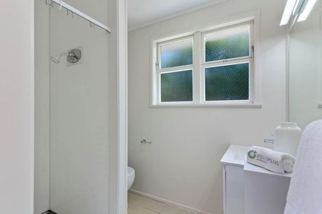 Photo of property in 14 Bentley Avenue, Glenfield, Auckland, 0629