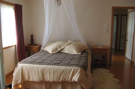 Photo of property in 91 Yorke Road, Haruru, 0204