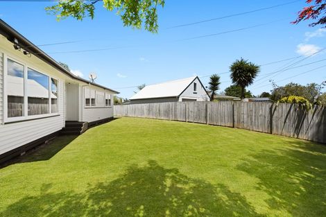 Photo of property in 56 Southsea Crescent, Silverdale, Hamilton, 3216