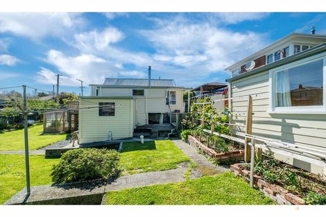 Photo of property in 6 Sutter Street, Seaview, Timaru, 7910