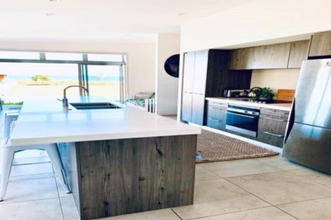 Photo of property in 14 Hampton Mews, Snells Beach, 0920