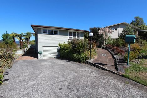 Photo of property in 31 Sunnyview Drive, Brown Owl, Upper Hutt, 5018