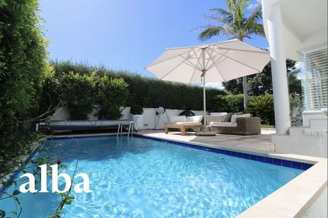 Photo of property in 1/2 Holiday Road, Milford, Auckland, 0620