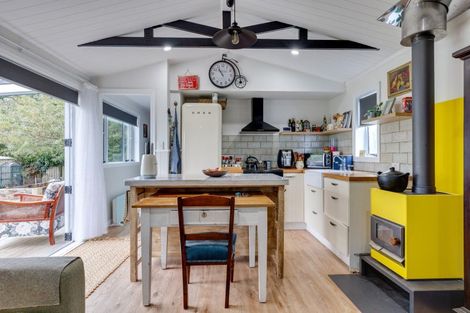 Photo of property in 24 Tararua Street, Pahiatua, 4910