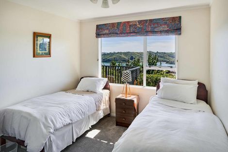 Photo of property in 10 Moray Place, Papakowhai, Porirua, 5024