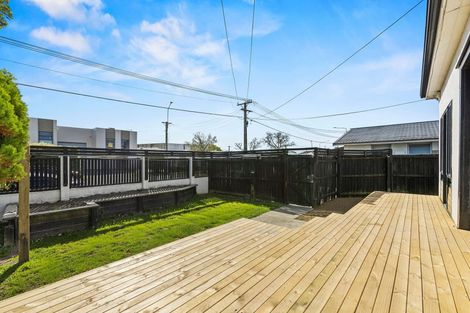 Photo of property in 56 Nursery Road, Phillipstown, Christchurch, 8011