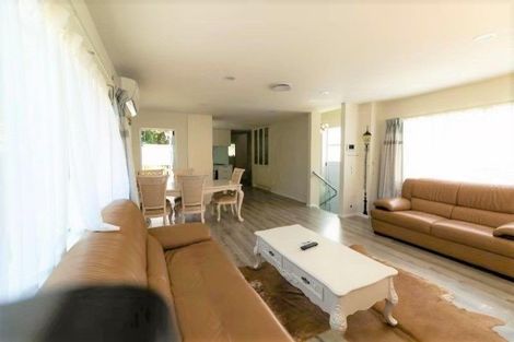 Photo of property in 6a Hiwihau Place, Glenfield, Auckland, 0629