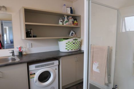 Photo of property in 582 Pahi Road, Pahi, Paparoa, 0571