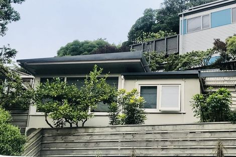 Photo of property in 46 Curtis Street, Northland, Wellington, 6012