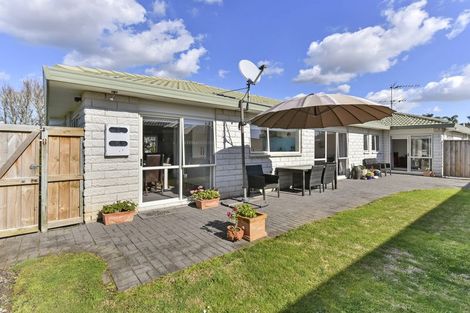 Photo of property in 1 Tolvah Place, Wattle Downs, Auckland, 2103
