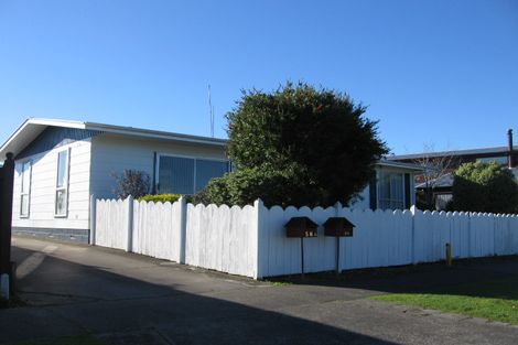 Photo of property in 2/58 Rennie Avenue, Milson, Palmerston North, 4414
