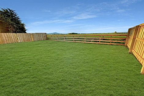 Photo of property in 65 Mehrtens Crescent, Woodend, 7691