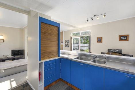 Photo of property in 4 Kennedy Street, Foxton Beach, Foxton, 4815