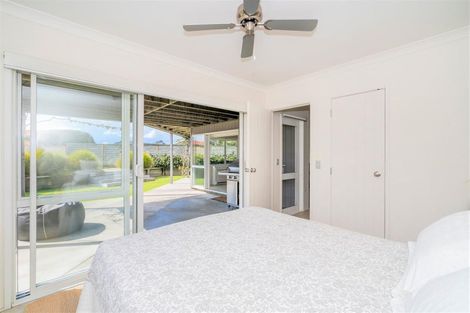 Photo of property in 100 Cordyline Crescent, Matarangi, Whitianga, 3592