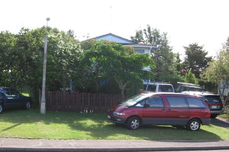 Photo of property in 27 Virgo Place, Glen Eden, Auckland, 0602