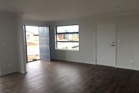 Photo of property in 1 Kuru Place, Papamoa, 3118