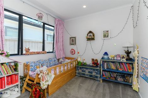 Photo of property in 26 Konoba Avenue, Kumeu, 0810