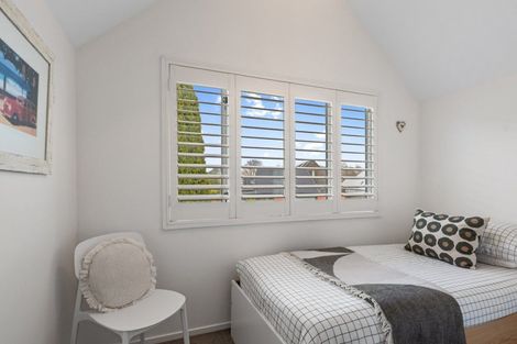 Photo of property in 87b Aikmans Road, Merivale, Christchurch, 8014